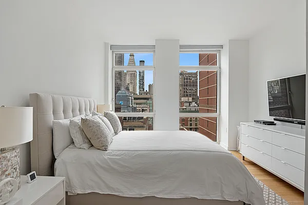 Sold by Corcoran | media 12