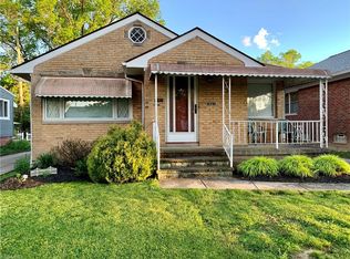 1621 Grovewood Ave, Parma, OH 44134