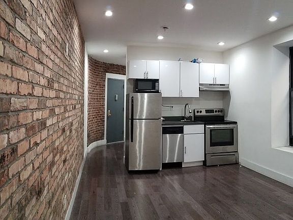 2nd image of 4 St Nicholas Ter APT 6