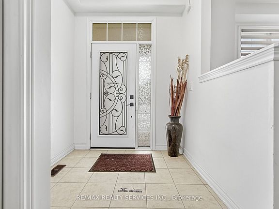4th image of 264 Inspire Blvd