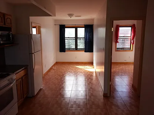 Rented by Virtual Real Estate | media 11