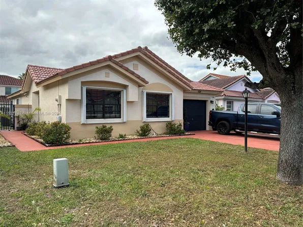 5336 NW 189th St, Opa Locka, FL 33055