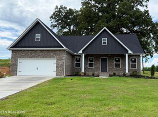 217 Mossy Rock Rd, Clinton, TN 37716