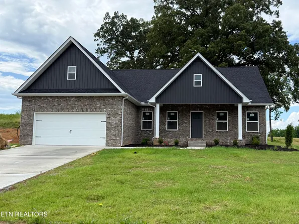 217 Mossy Rock Rd, Clinton, TN 37716