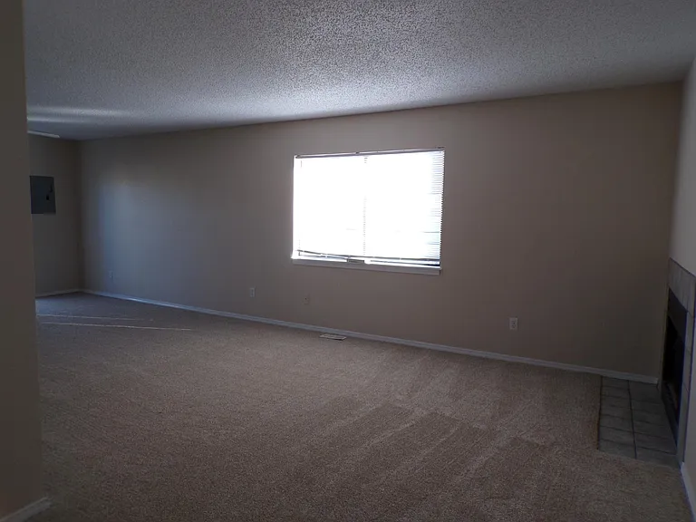 1330 Talley Cir — Photo 2