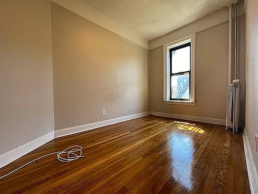5th image of 29-7 31st Ave #4B