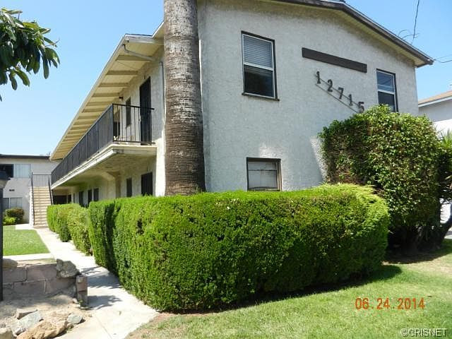 1st image of 12719 Vanowen St #9