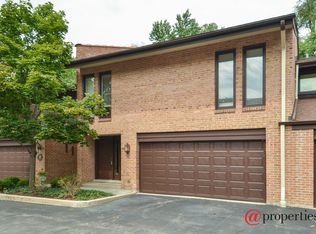 1828 Wildberry Dr #5-C, Glenview, IL 60025