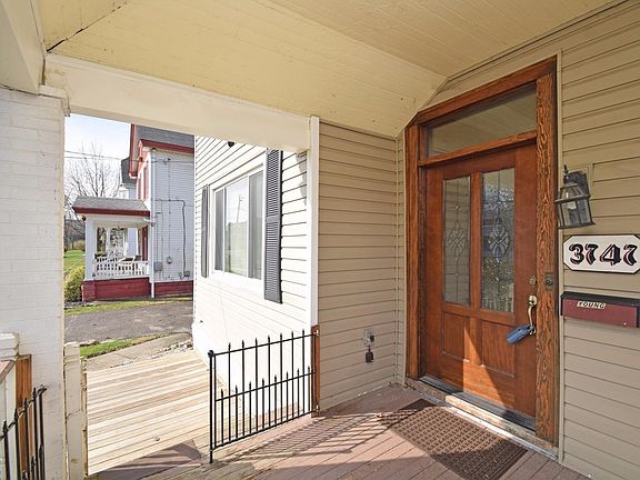 4th image of 3747 Elsmere Ave