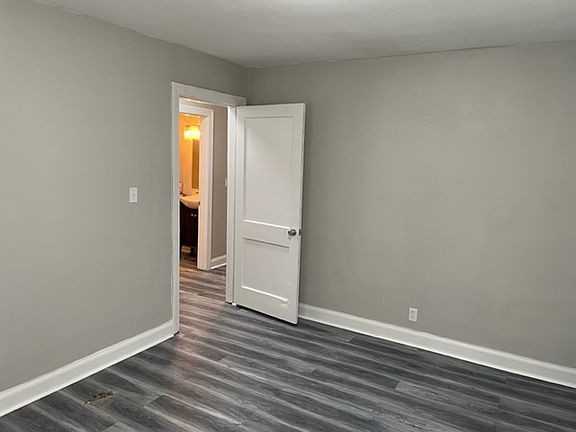 4th image of 5108 Columbia Ave