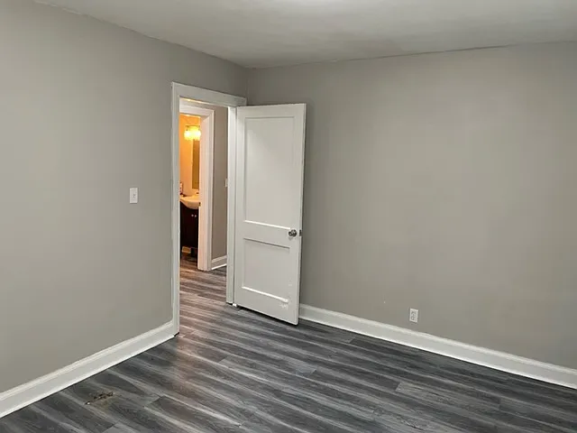 5108 Columbia Ave — Photo 4