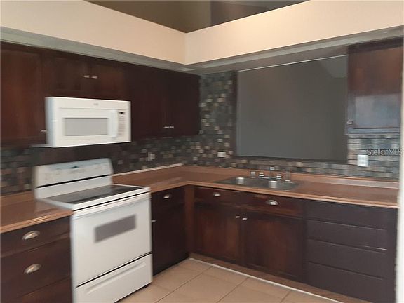 3rd image of 1219 Caribbean Cove Ct #1219