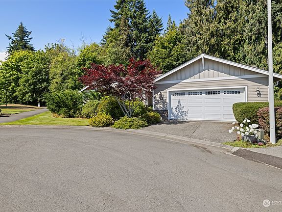4th image of 732 S Currier Court
