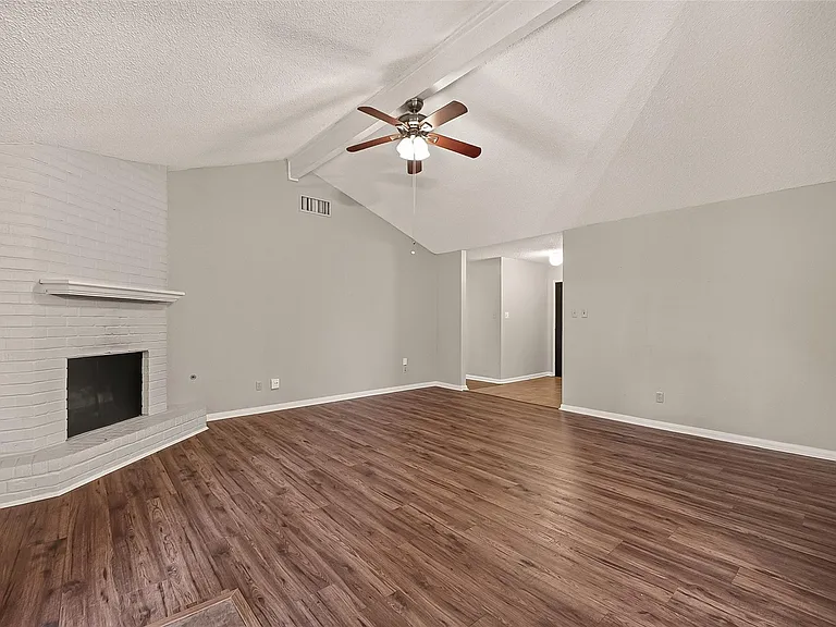 16451 Cavendish Dr — Photo 9