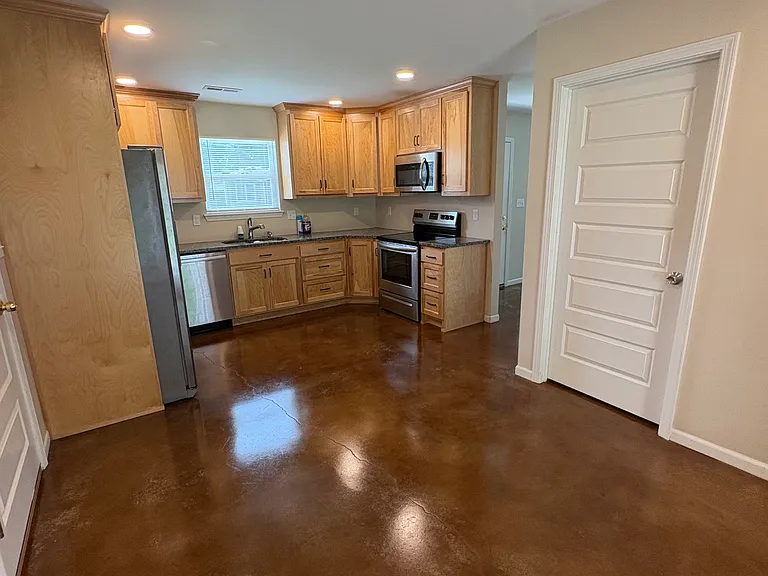 17202 Cerrito Dr — Photo 6
