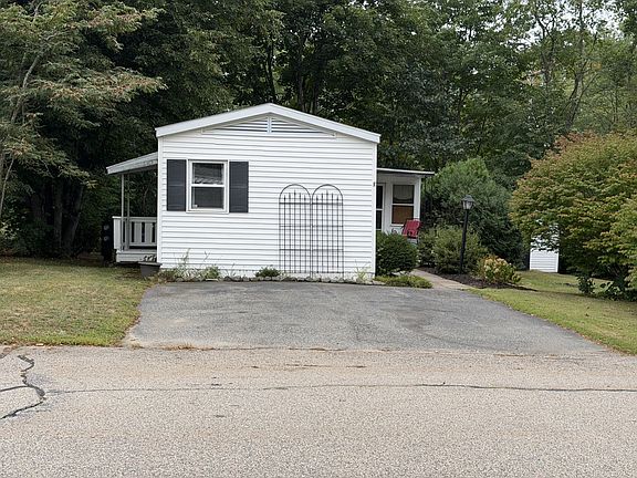 3rd image of 1 Arrowbrook Rd #1