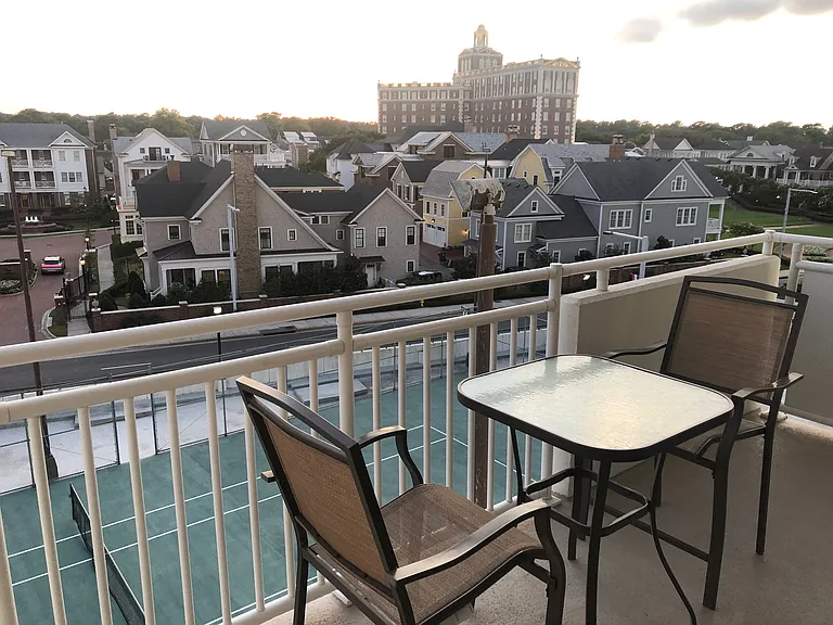 4004 Atlantic Ave — Photo 3