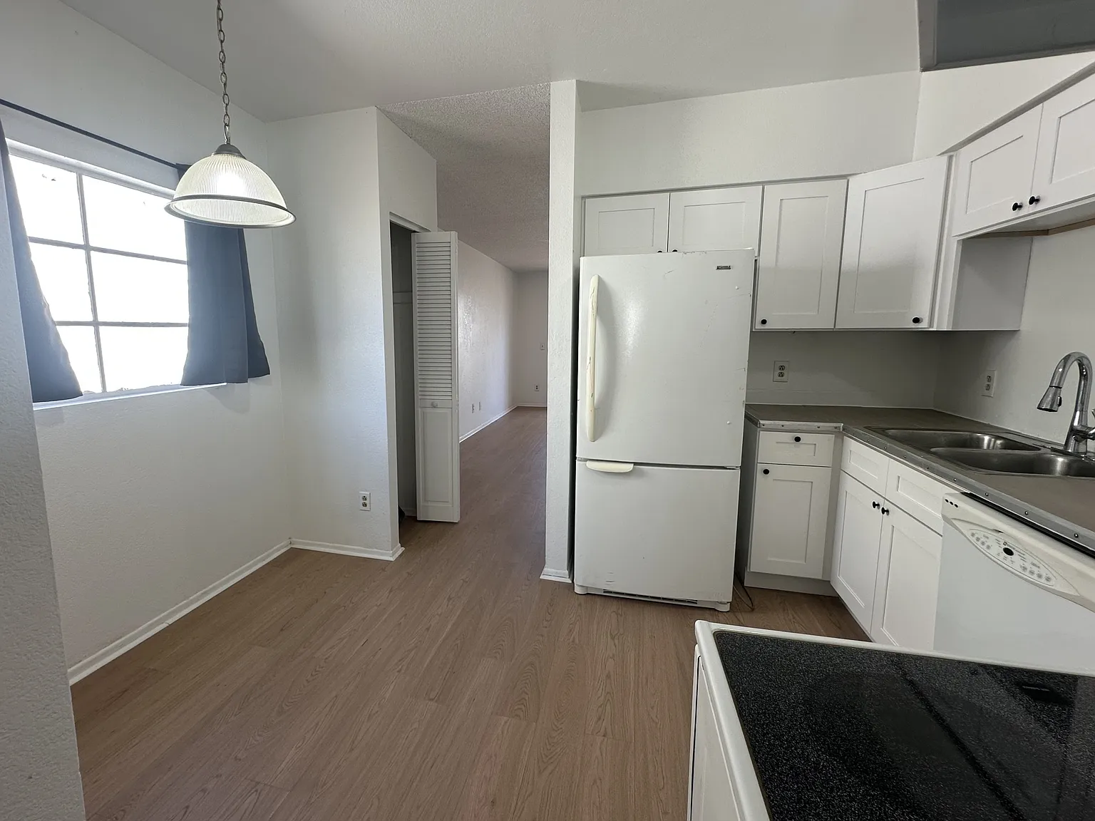 2844 E. Monte Cristo Avenue - 201 — Photo 3