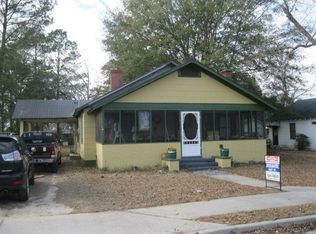 9 S River St, Claxton, GA 30417