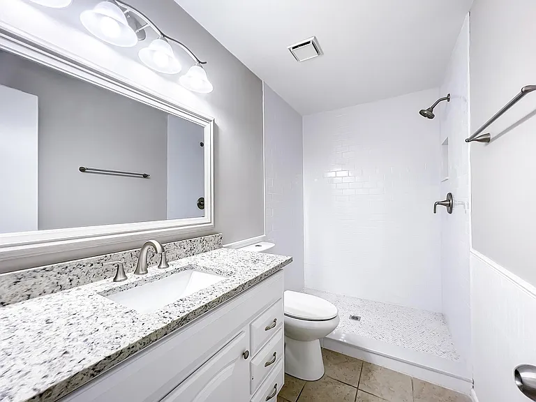 1035 Windway Cir — Photo 14