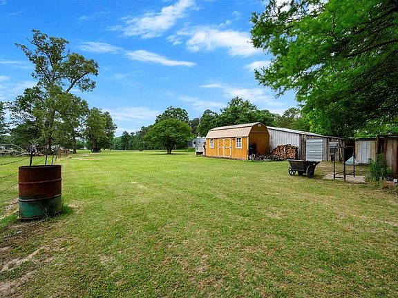 3rd image of 2352 Pollard Rd