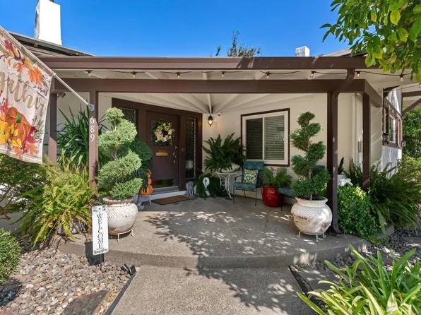 689 S Tuxedo Ave, Stockton, CA 95204