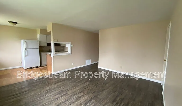 1901 Hazel Ave #2C — Photo 10
