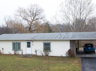 54789 Eads Rd, Pacific Junction, IA 51561