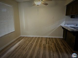 4th image of 1732 W Olive Ave