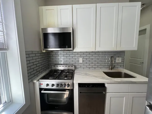 3143 Kennedy Boulevard image 1 of 6