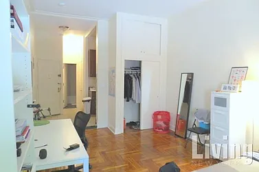 Rented by Living New York