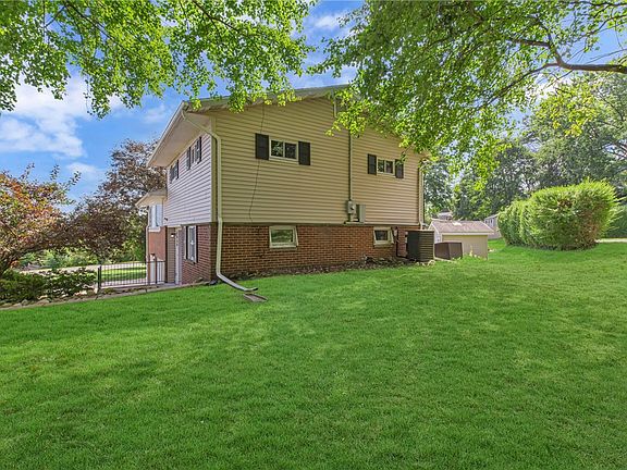 2nd image of 3660 Brodhead Rd