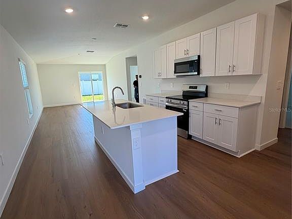 4th image of 4438 SW 80th Pl