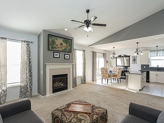 5th image of 1111 Stony Point Dr