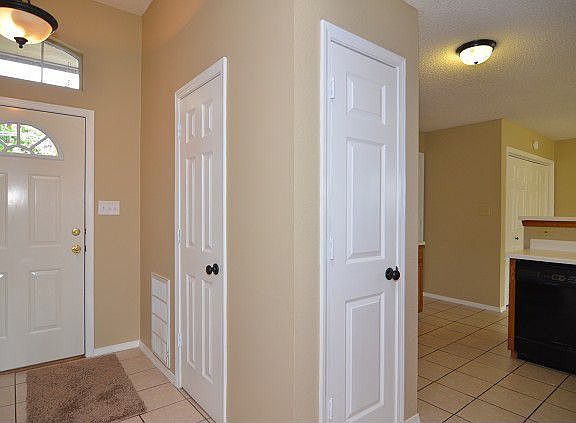 Entrance with hall closets