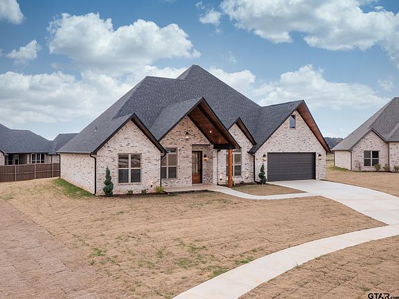 2nd image of 213 Serenity Dr