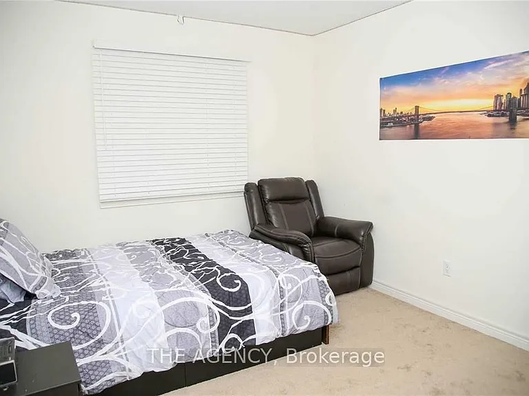 647 Mockridge Ter S — Photo 20