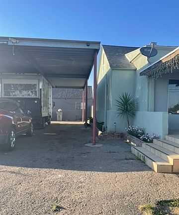 2nd image of 3596 W Dudley Ave