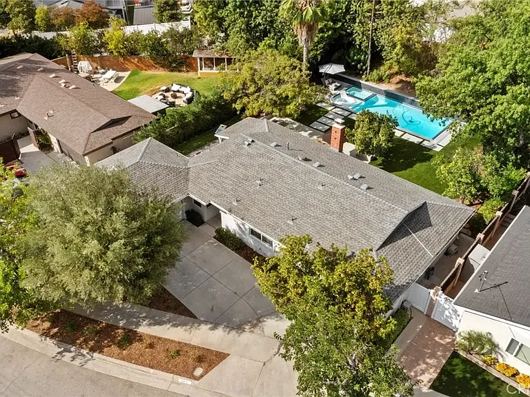 4410 Canoga Dr — Photo 28