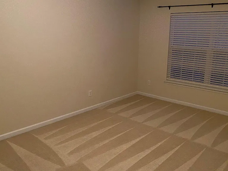 107 Fargale Ln — Photo 8