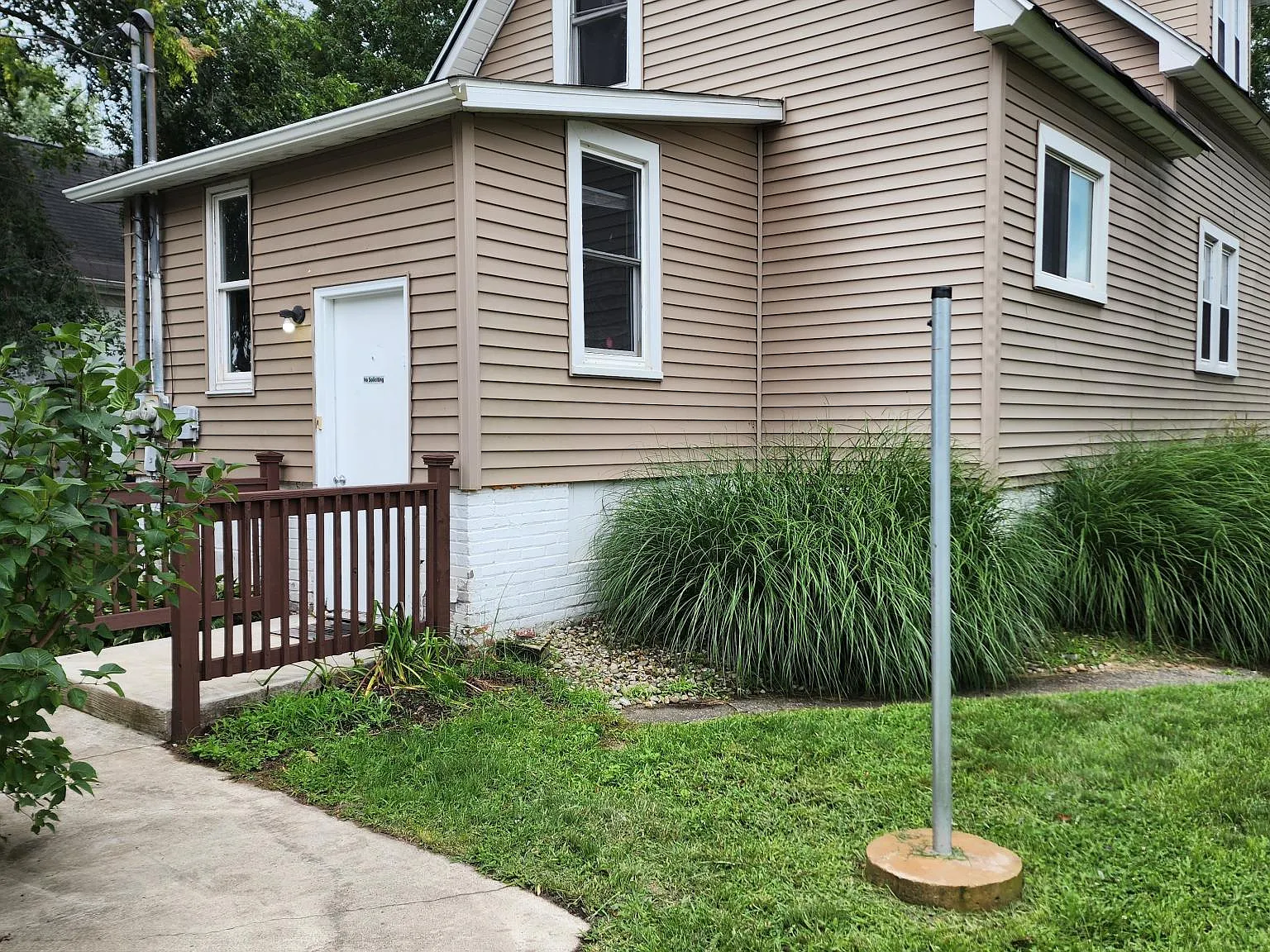 1 bed, 738 sqft, $925 — Photo 1
