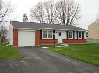 107 Longwood Dr, East Syracuse, NY 13057