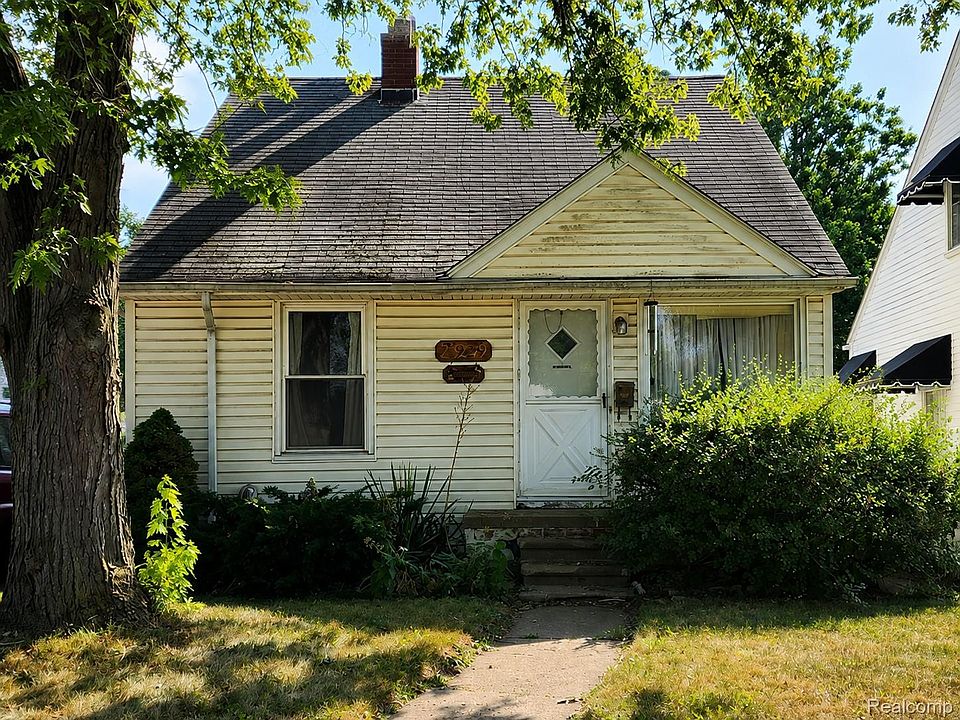 1st image of 23249 Columbia St