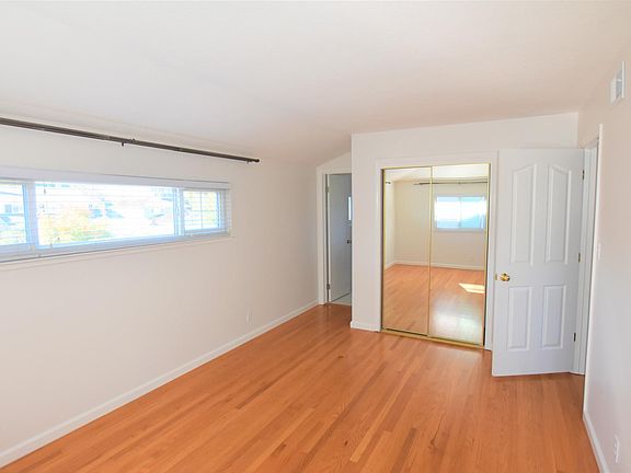 4th image of 1266 Collins Ln