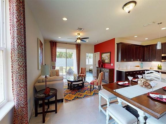 4th image of 918 Centaury Dr