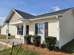1045 Furman Dr, Lumberton, NC 28358