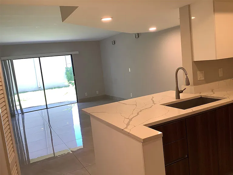 65 Deer Creek Rd #H102 — Photo 11