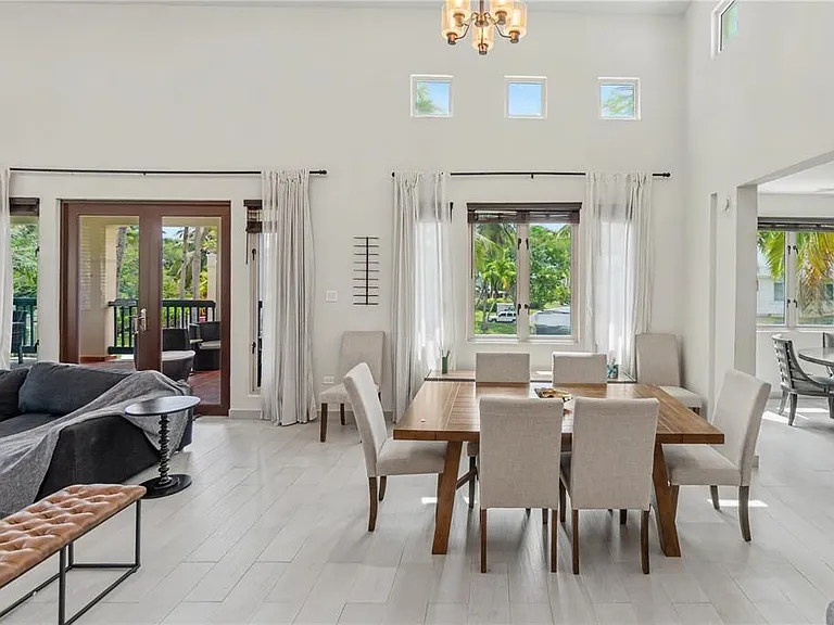 86 Lakeside Villas A B2 — Photo 4