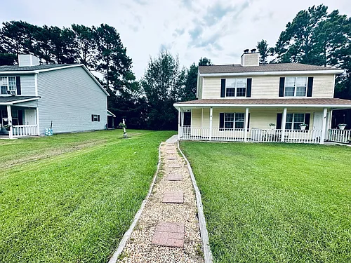 220 Plantation Rd #B Photo 1