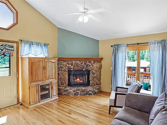 4th image of 344 N Pine Drive